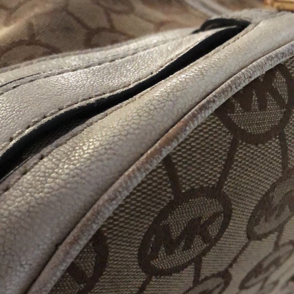 Michael Kors monogram canvas bag - Picture 10 of 10